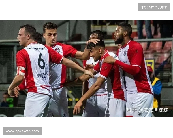 阿贾克斯1-2不敌奥林匹亚科斯，主场连续失守晋级希望渺茫